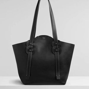 Chloe Medium Darryl Tote Bag in Smooth Calfskin Black Leather